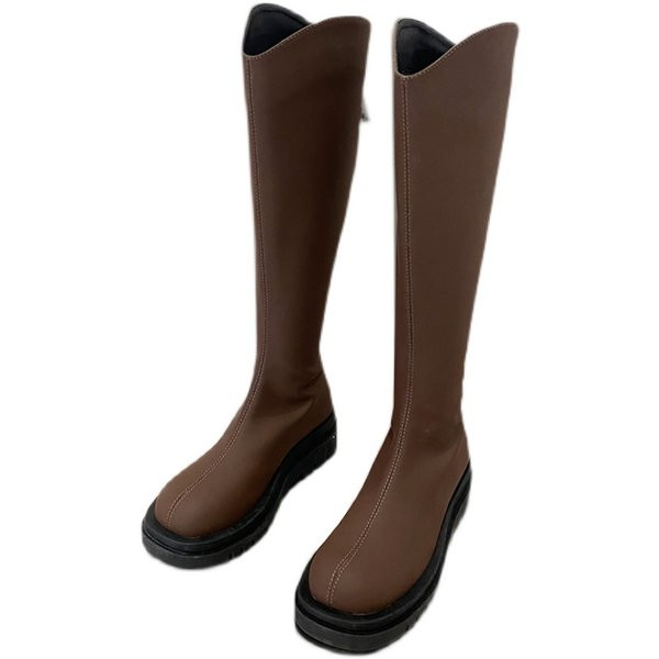 Lameda tallaga mannekeenid nahast saapad