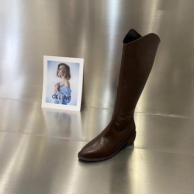 Bőr csizma hegyes modell több színben