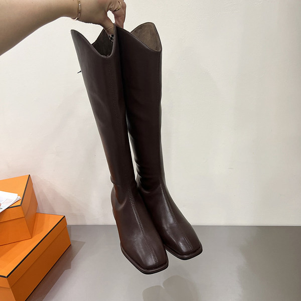 Дамски ботуши от изкуствена кожа изчистен модел