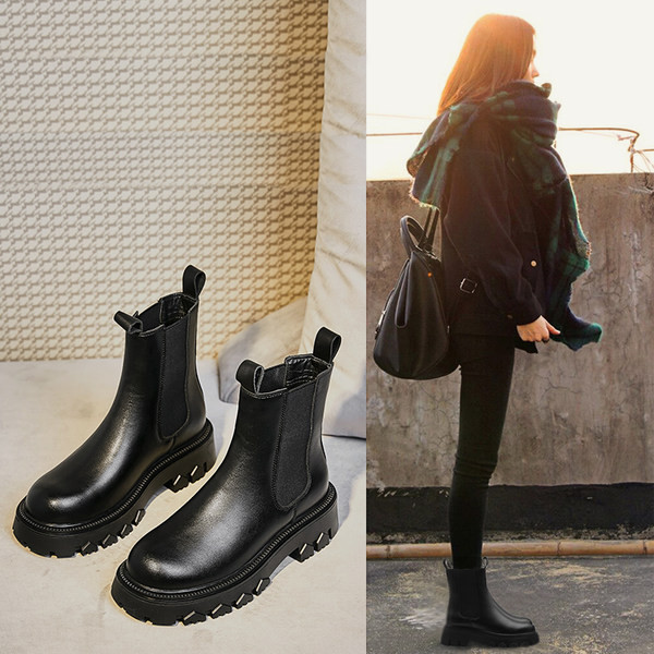 Kareda-musta värvi tallaga naiste nahast saapad