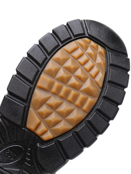 Uus mudel sooja voodriga naiste spordisaapad