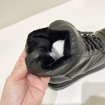 Γυναικείες έκο δερμάτινες μπότες δύο μοντέλα με κορδόνια και φερμουάρ