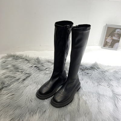 Naiste põlvikud tõmblukuga saapad