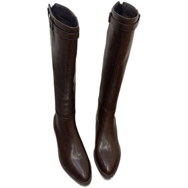 Naiste kunstnahast saapad neljas värvitoonis