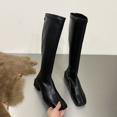 Naiste ökonahast saapad 4,5 cm kontsaga