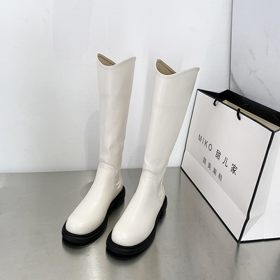 Moodsad ökonahast põlvikud naiste saapad