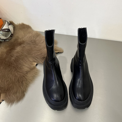 Alkalmi bőr női csizma cipzárral