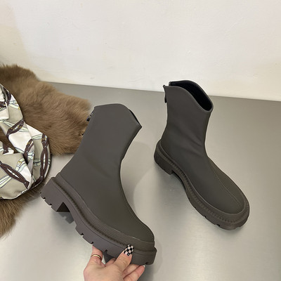 Alkalmi bőr női csizma cipzárral