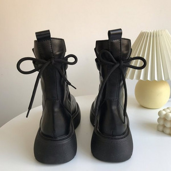 Γυναικείες έκο δερμάτινες μπότες σε μαύρο χρώμα