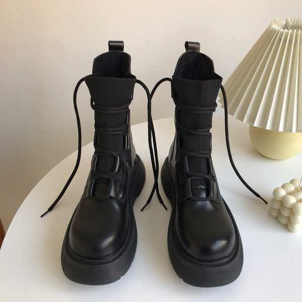 Γυναικείες έκο δερμάτινες μπότες σε μαύρο χρώμα