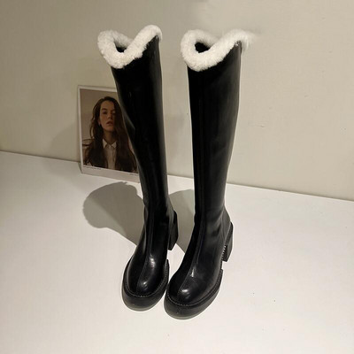 Uus mudel paksu voodriga naiste saapad