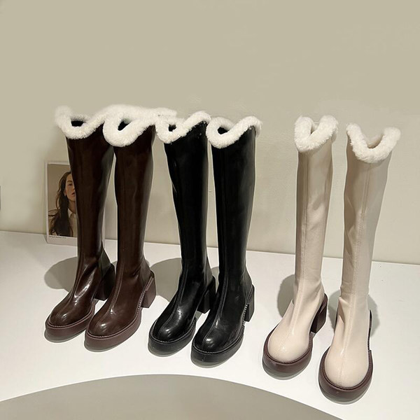 Uus mudel paksu voodriga naiste saapad