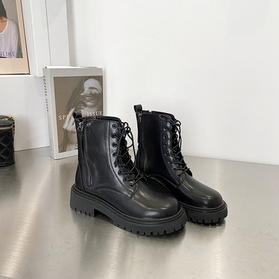 Γυναικείες μπότες από συνθετικό δέρμα