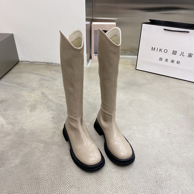 Uus mudel ökonahast mitmes värvitoonis naiste saapad