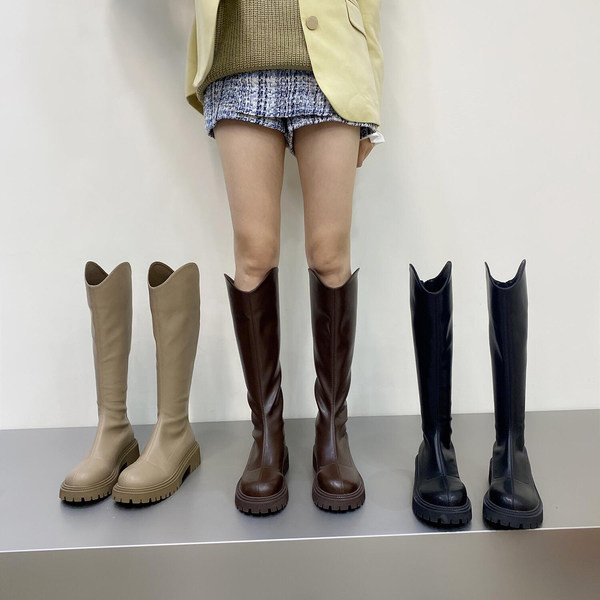 Moodsad naiste puhtad saapad ökonahast