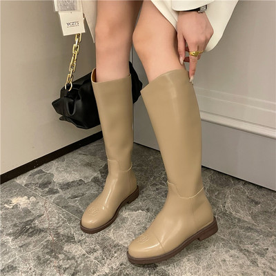 Uus mudel mitmes värvitoonis lukuga naiste nahksaapad