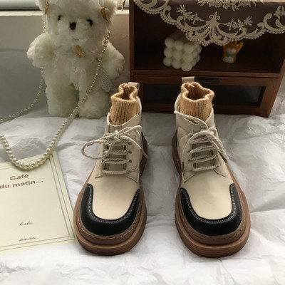 Naiste vabaaja saapad kunstnahast paeltega