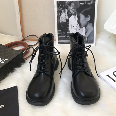 Naiste paeltega nahast saapad