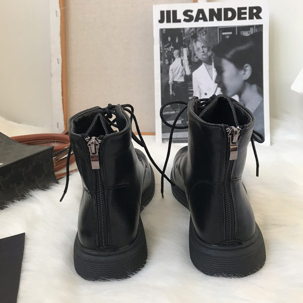 Naiste paeltega nahast saapad