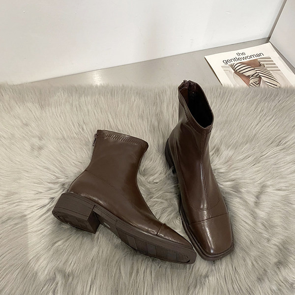 Bőr modern női csizma cipzárral két színben