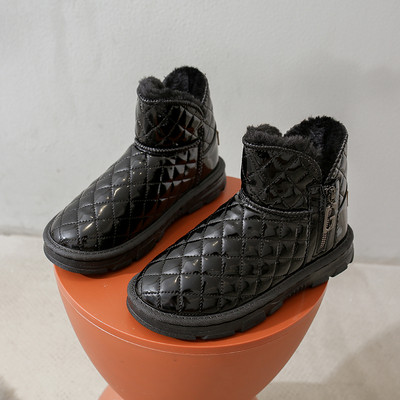 Naiste sooja voodri ja lukuga talvesaapad