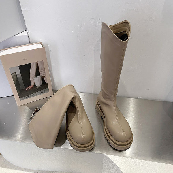 Moodsad lameda tallaga kunstnahast naiste saapad