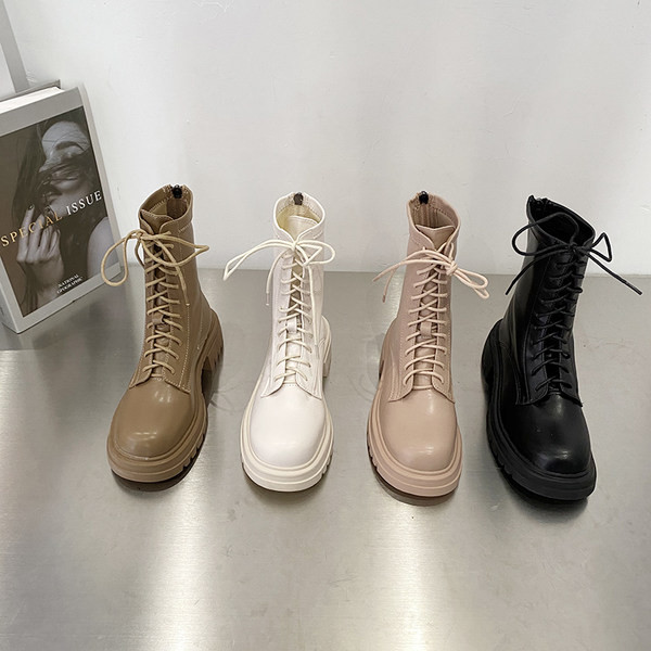 Három színben fűzős női csizma