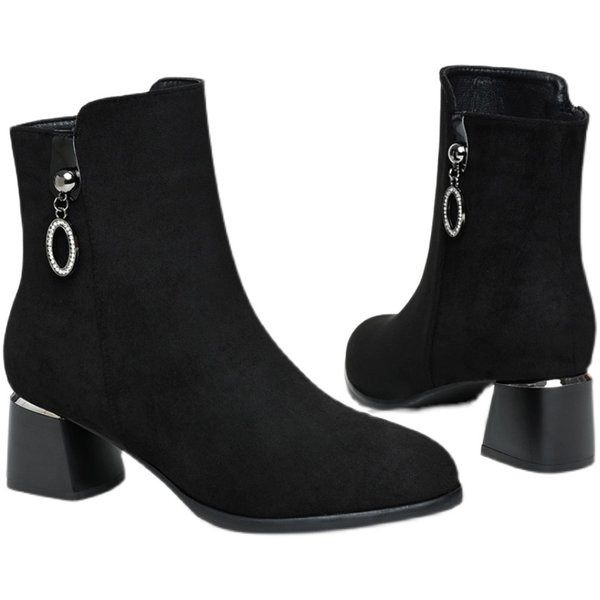 Γυναικείες μπότες σουέτ - πολλά μοντέλα