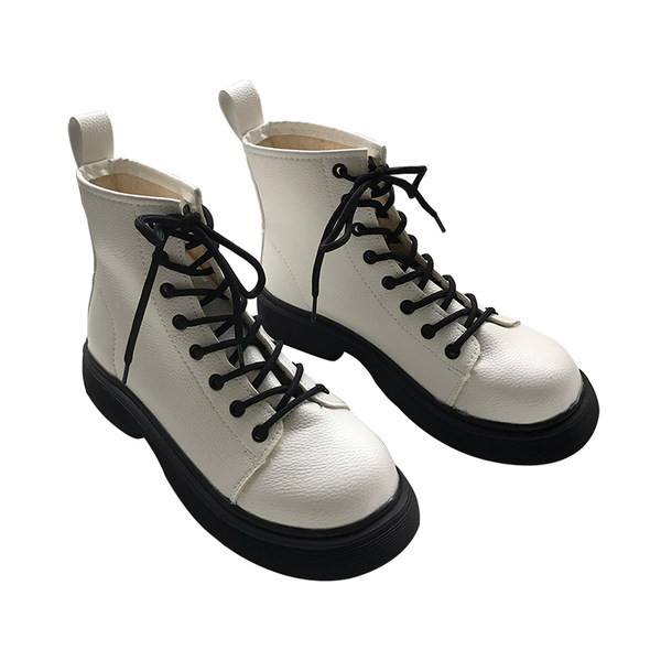 Naiste retrosaapad ümar paeltega mudel