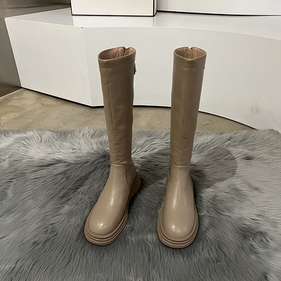 Naiste lameda tallaga nahast saapad - kolme värvi