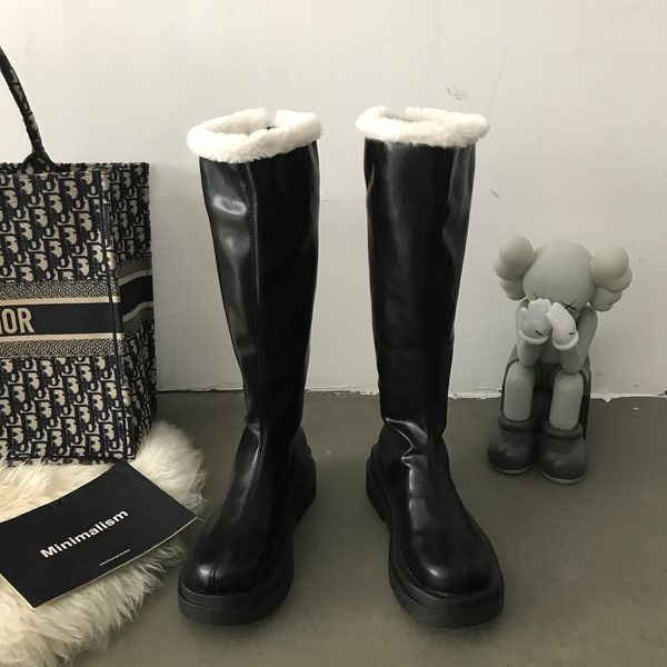 Uus mudel sooja voodriga naiste talvesaapad