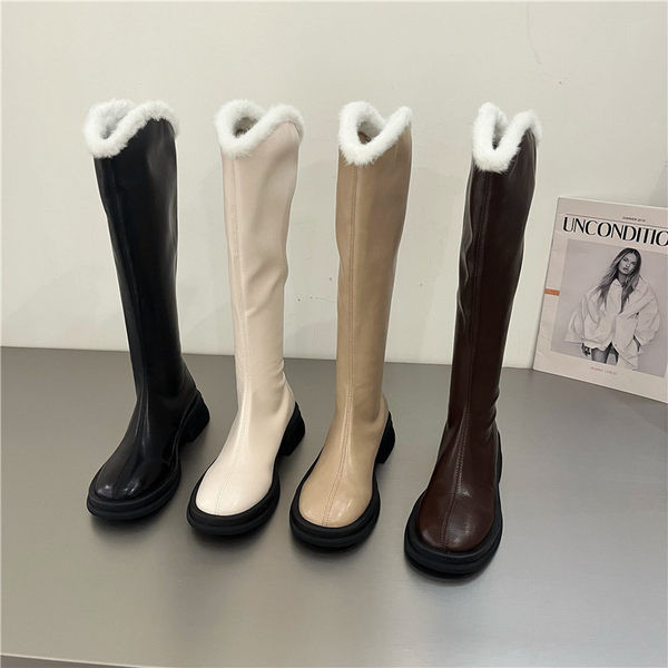 Kolmes värvitoonis sooja voodriga nahast saapad