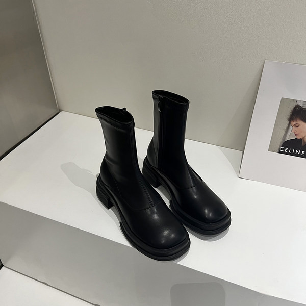 Igapäevaseks kasutamiseks sobivad ökonahast naiste saapad