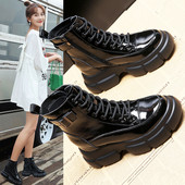 Moodsad pandlaga naiste platvormsaapad