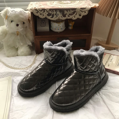 Soojad tepitud ökonahast voodriga talvesaapad