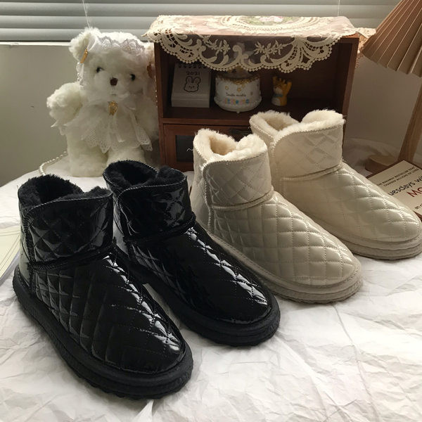 Soojad tepitud ökonahast voodriga talvesaapad