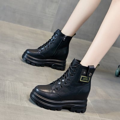 Új platformos női csizma modell