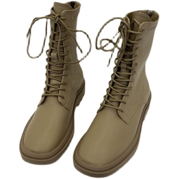 Bőr modern női csizma fűzővel és lapos talppal