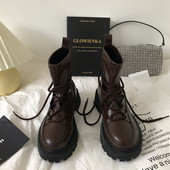 Kahes värvitoonis paeltega nahksaapad