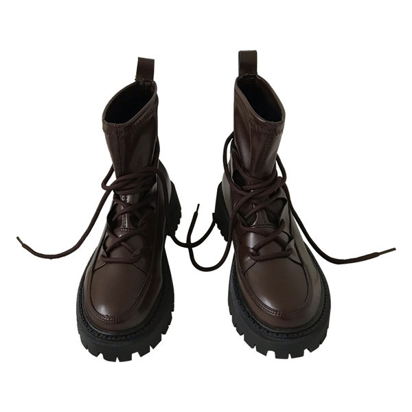 Kahes värvitoonis paeltega nahksaapad