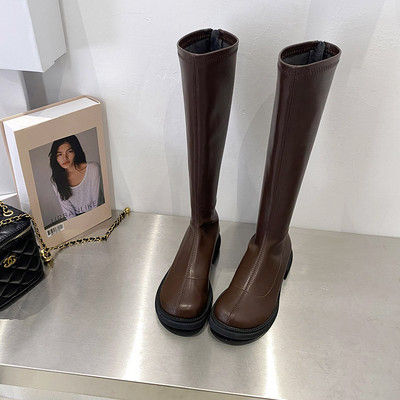 Naiste põlvikud saapad, puhtast ökonahast mudel