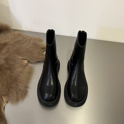 Lihtne mudel tõmblukuga ökonahast naiste saapad