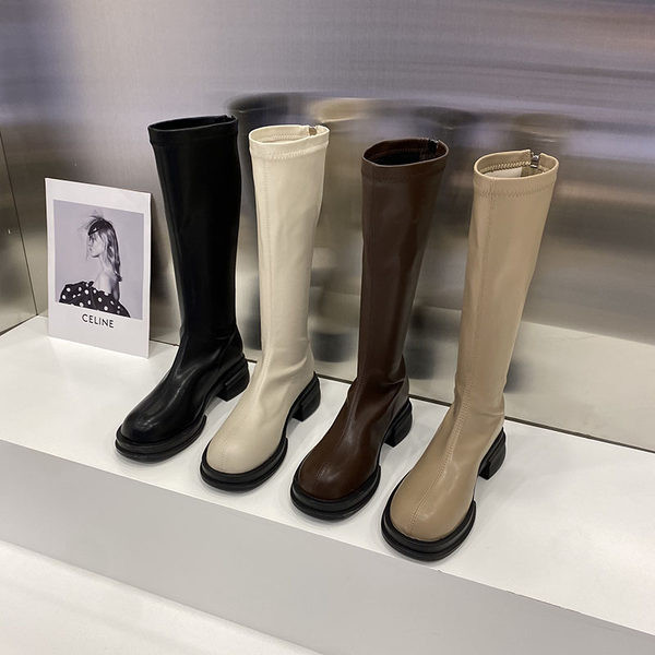 Naiste kunstnahast saapad ümara mudeli ja lukuga