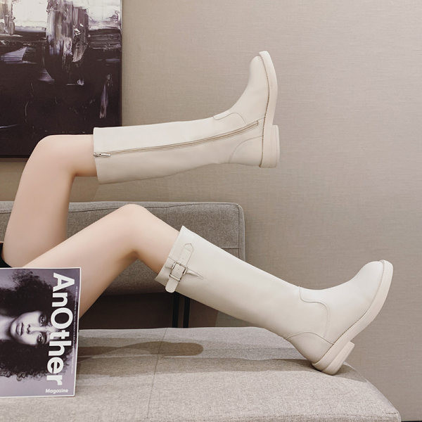 Moderne ženske čizme od eko kože sa kopčom