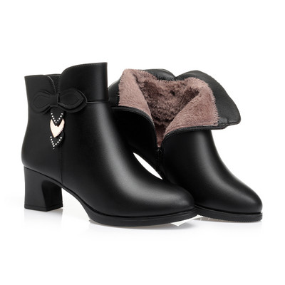 Stiilsed madala paksu kontsaga kunstnahast naiste saapad