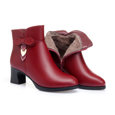 Stiilsed madala paksu kontsaga kunstnahast naiste saapad