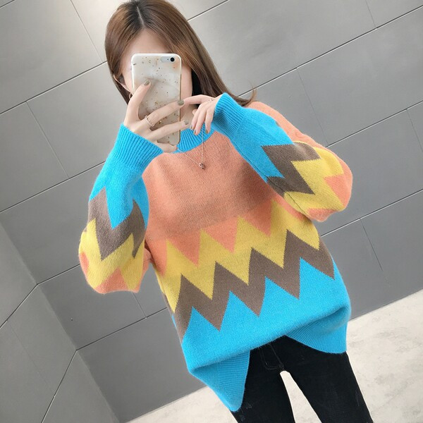 Női széles pulóver kerek nyakkivágással