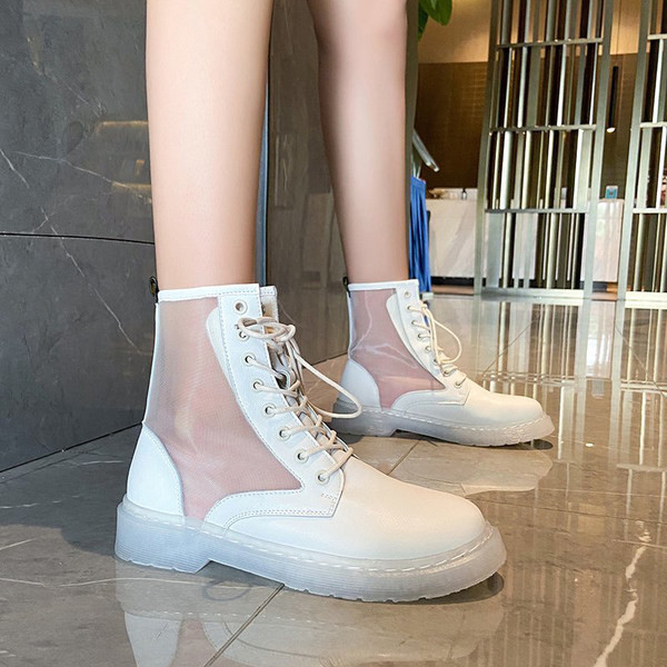 Дамски  кожени боти с  връзки