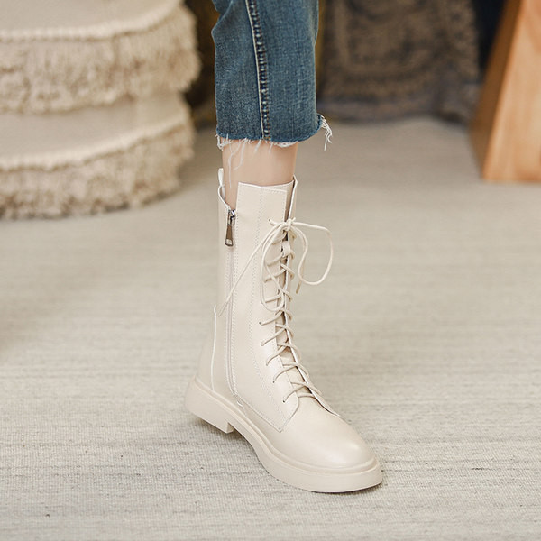 Naiste saapad tavaline paeltega mudel - sooja voodriga või ilma