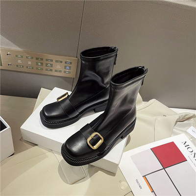 Naiste ökonahast saapad metallist pandlaga